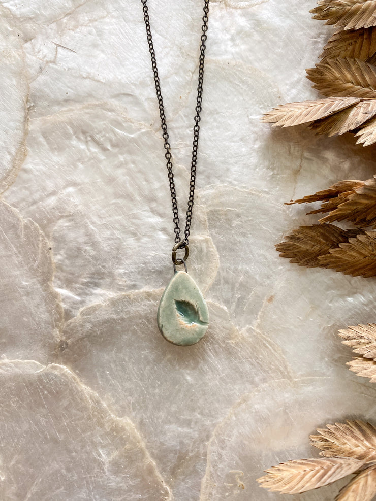 Ceramic Pendant Necklace - Bulrush