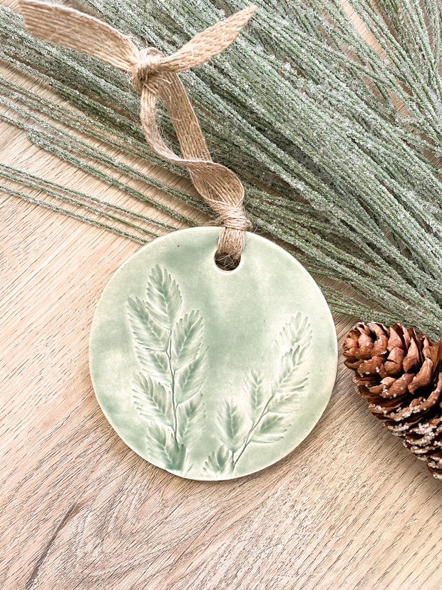 Ceramic Holiday Ornament - Circle - Sea Oats