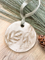 Ceramic Holiday Ornament - Circle - Sea Oats