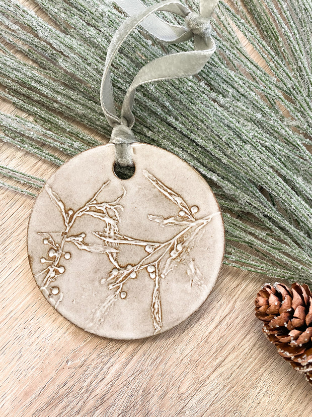 Ceramic Holiday Ornament - Circle - Sargassum