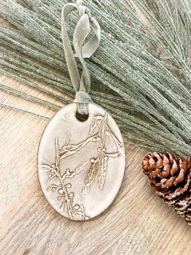 Ceramic Holiday Ornament - Oval - Sargassum