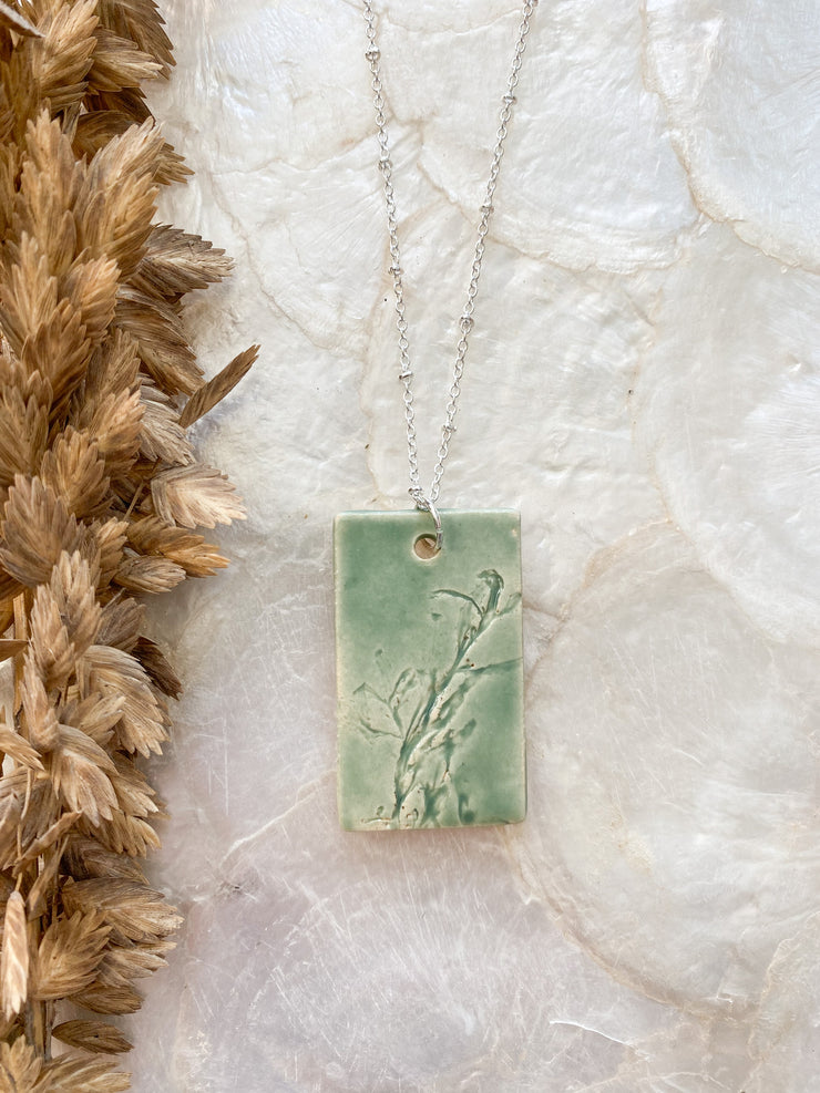 Ceramic Pendant Necklace - Sargassum
