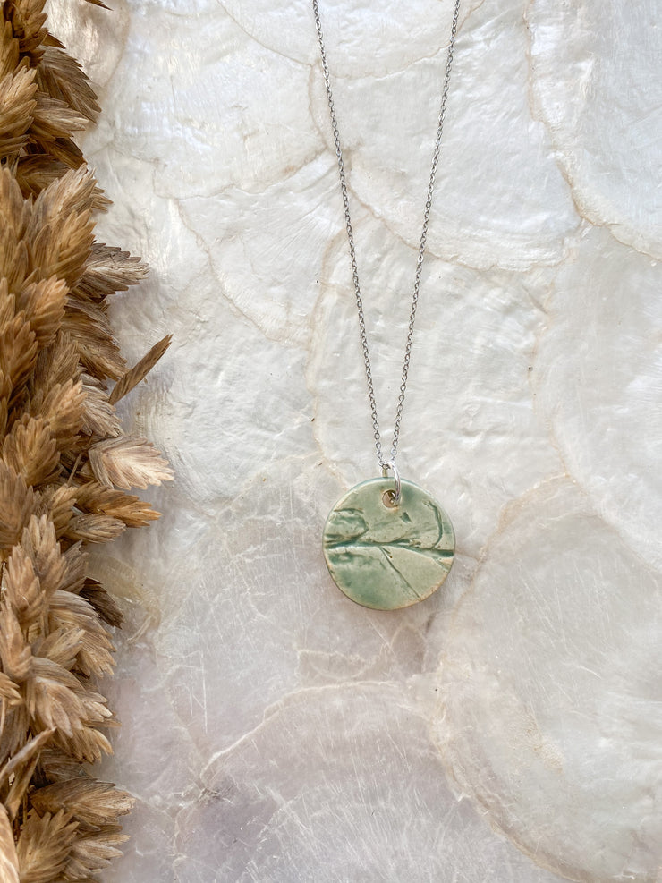 Ceramic Pendant Necklace - Sargassum